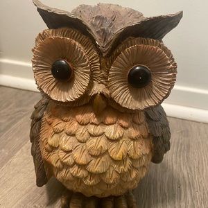 Owl statues
